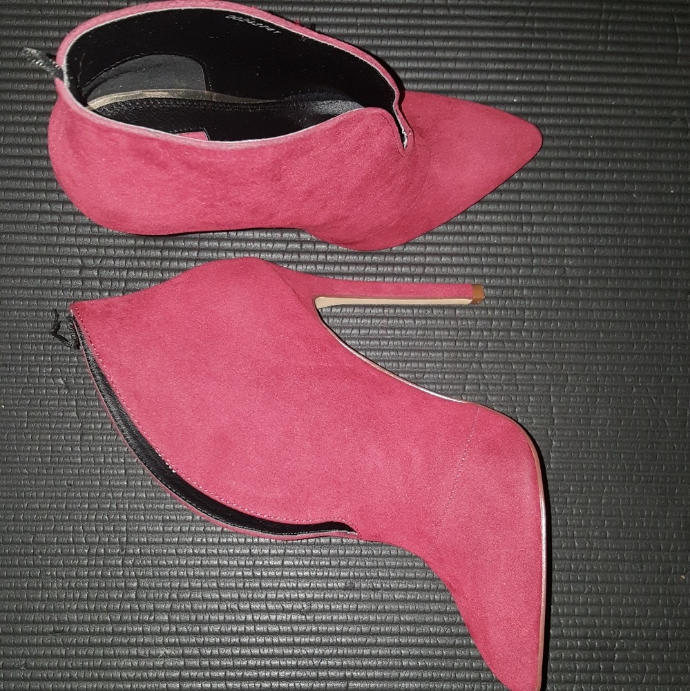 !SEXY HEELS!